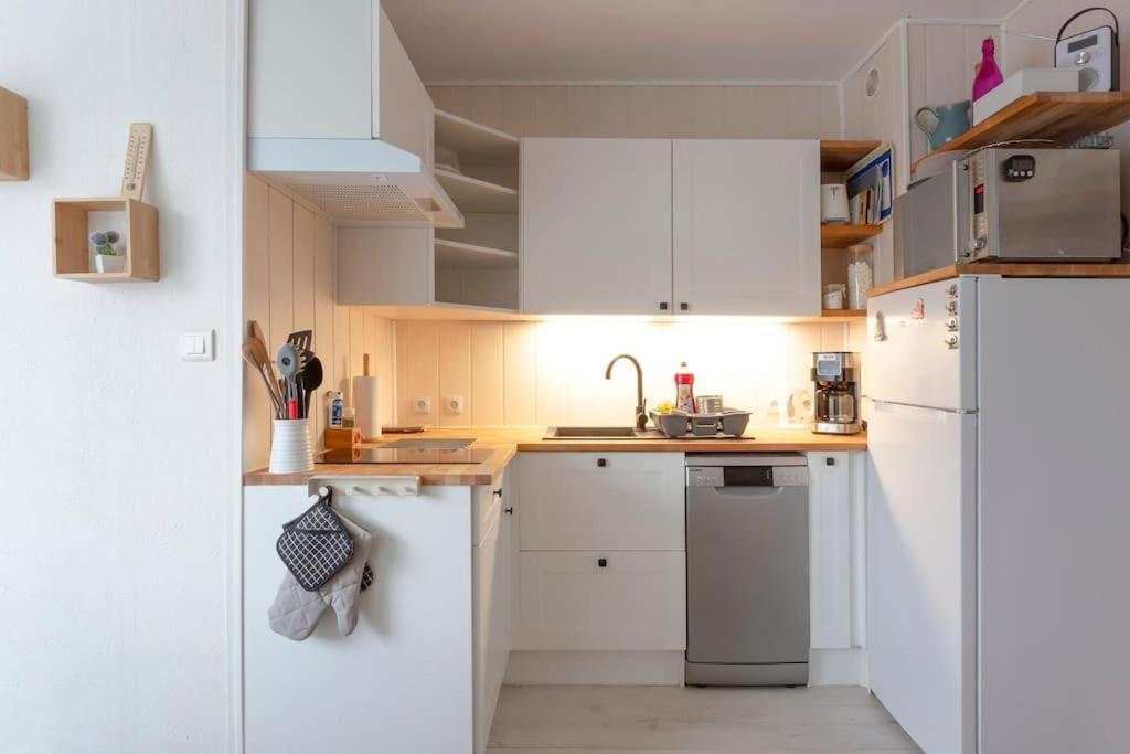Chez Laurence - Elegant Appartement Climatise Avec Wifi Et Parking La Grande Motte Dış mekan fotoğraf